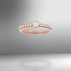 stylish rose gold 18 kt diamond ring