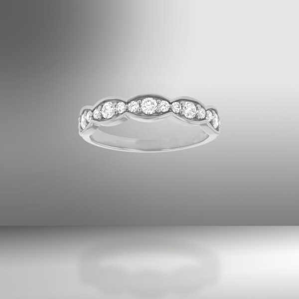 Luxurious Diamond Rings Designs White Gold